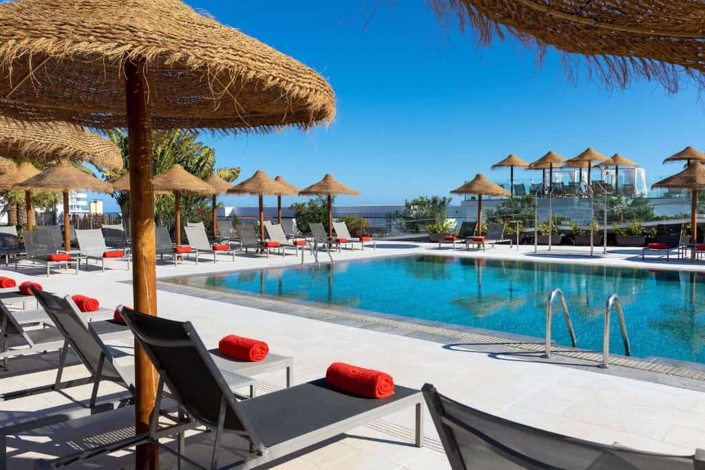 pools-outdoor-pool