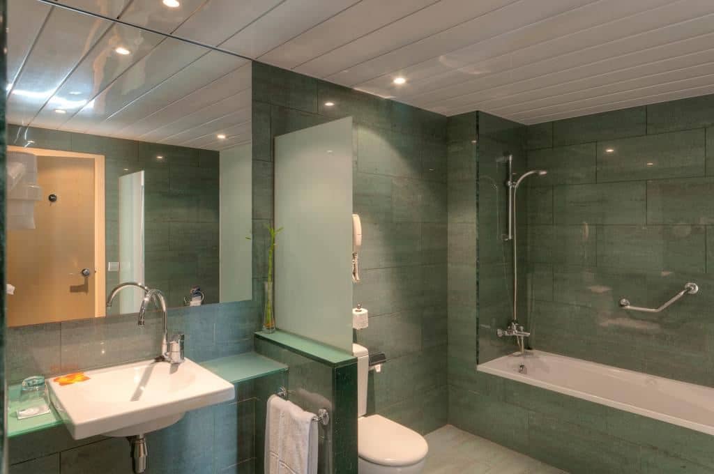 rooms-double-room
