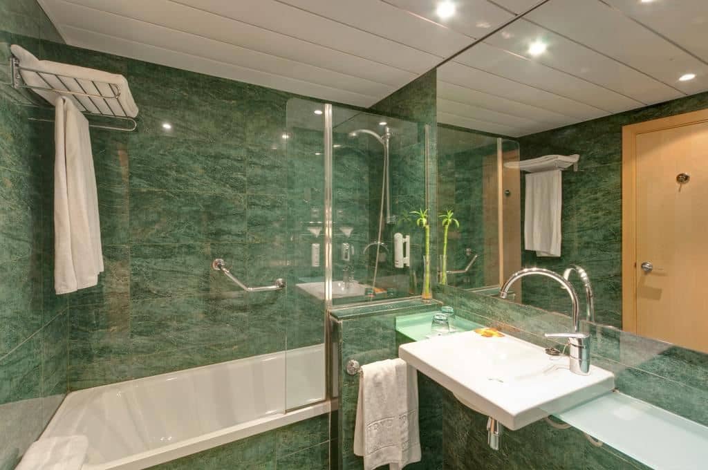 rooms-double-premium-room