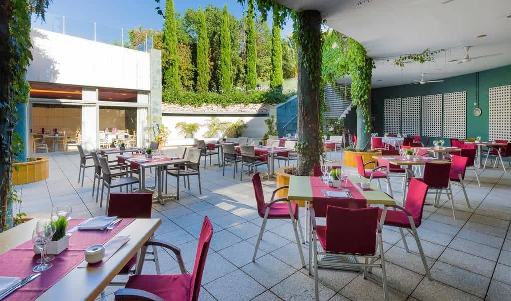 restaurants-restaurants