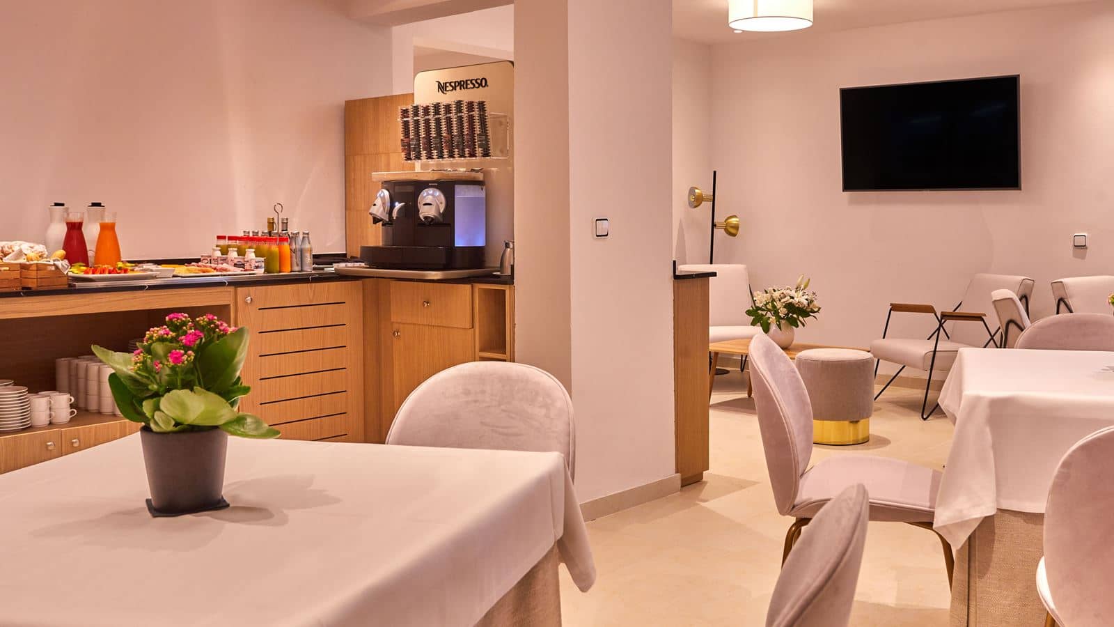 rooms-master-suite-sea-view-preffered-club