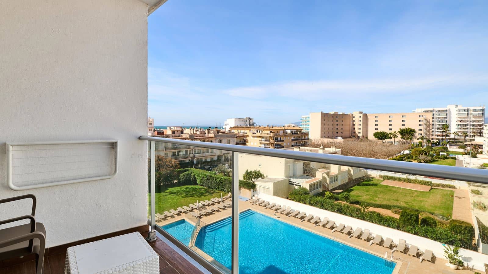 rooms-double-pool-view-balcony-or-terrace