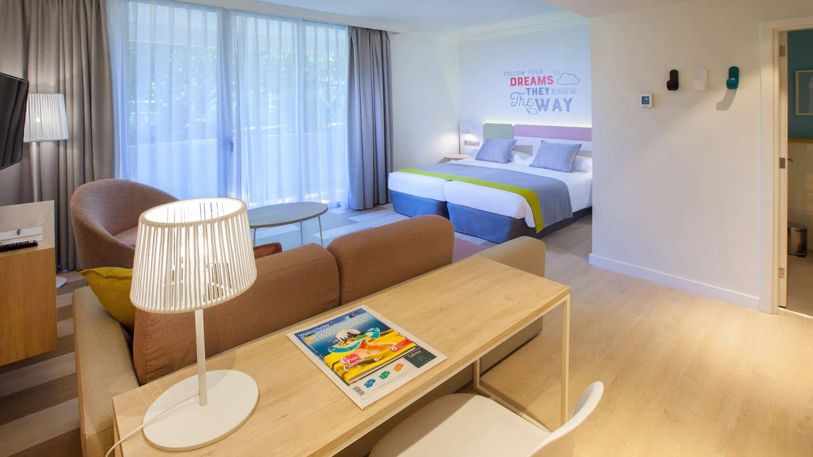 rooms-dst-double-standard-single-use-balcony
