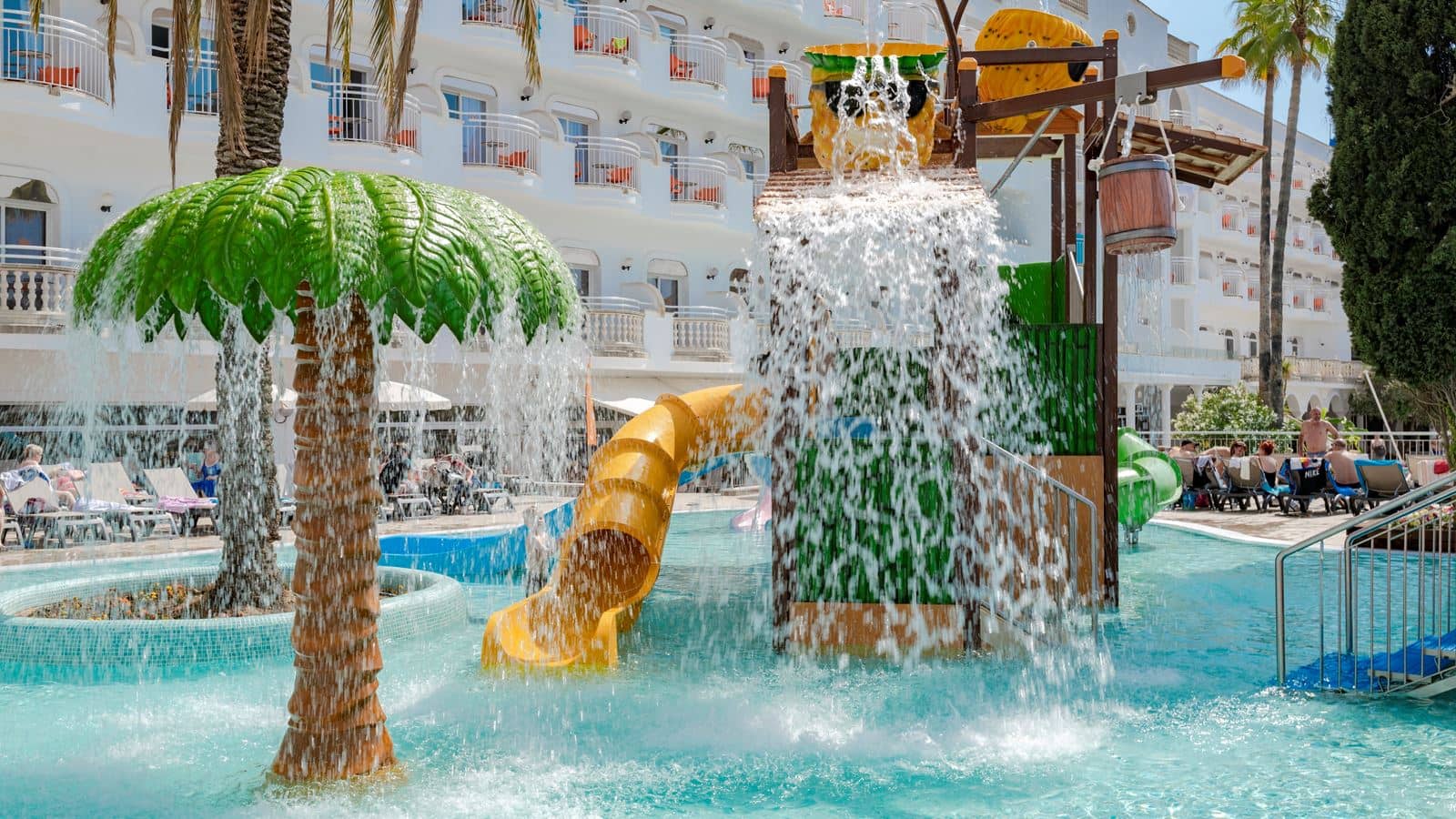 water-park-water-park