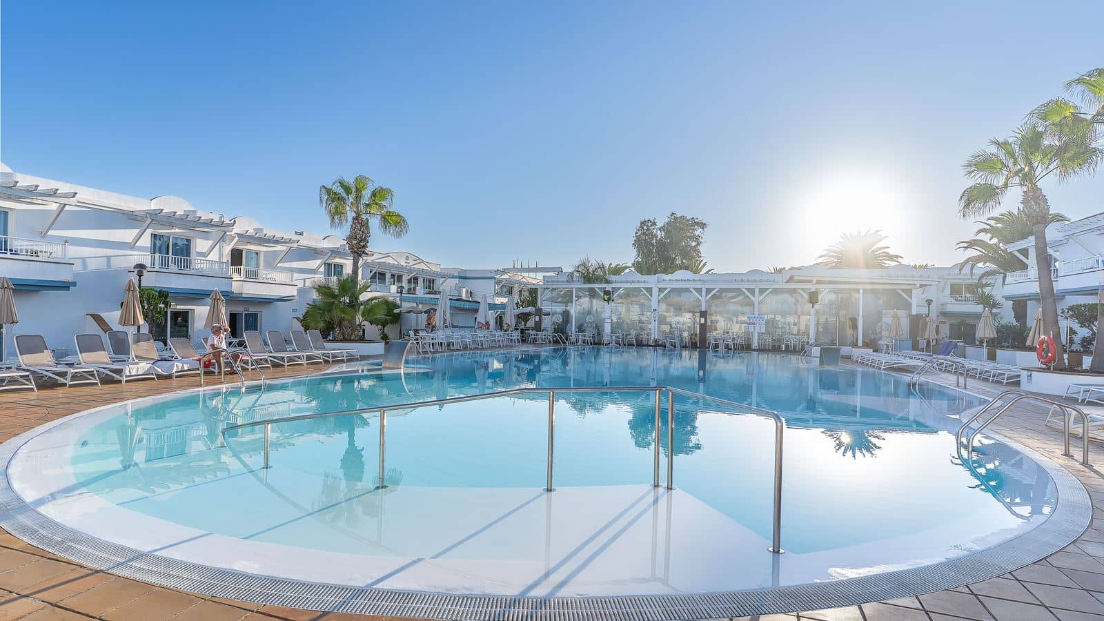 pools-outdoor-pool