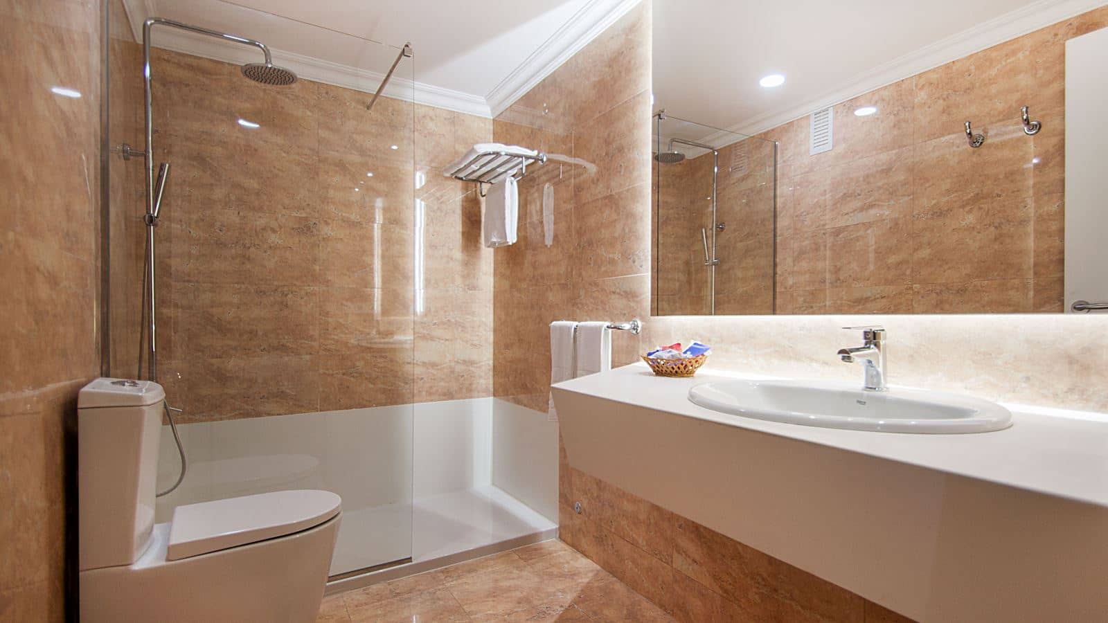 rooms-double-standard-room-balcony-or-terrace