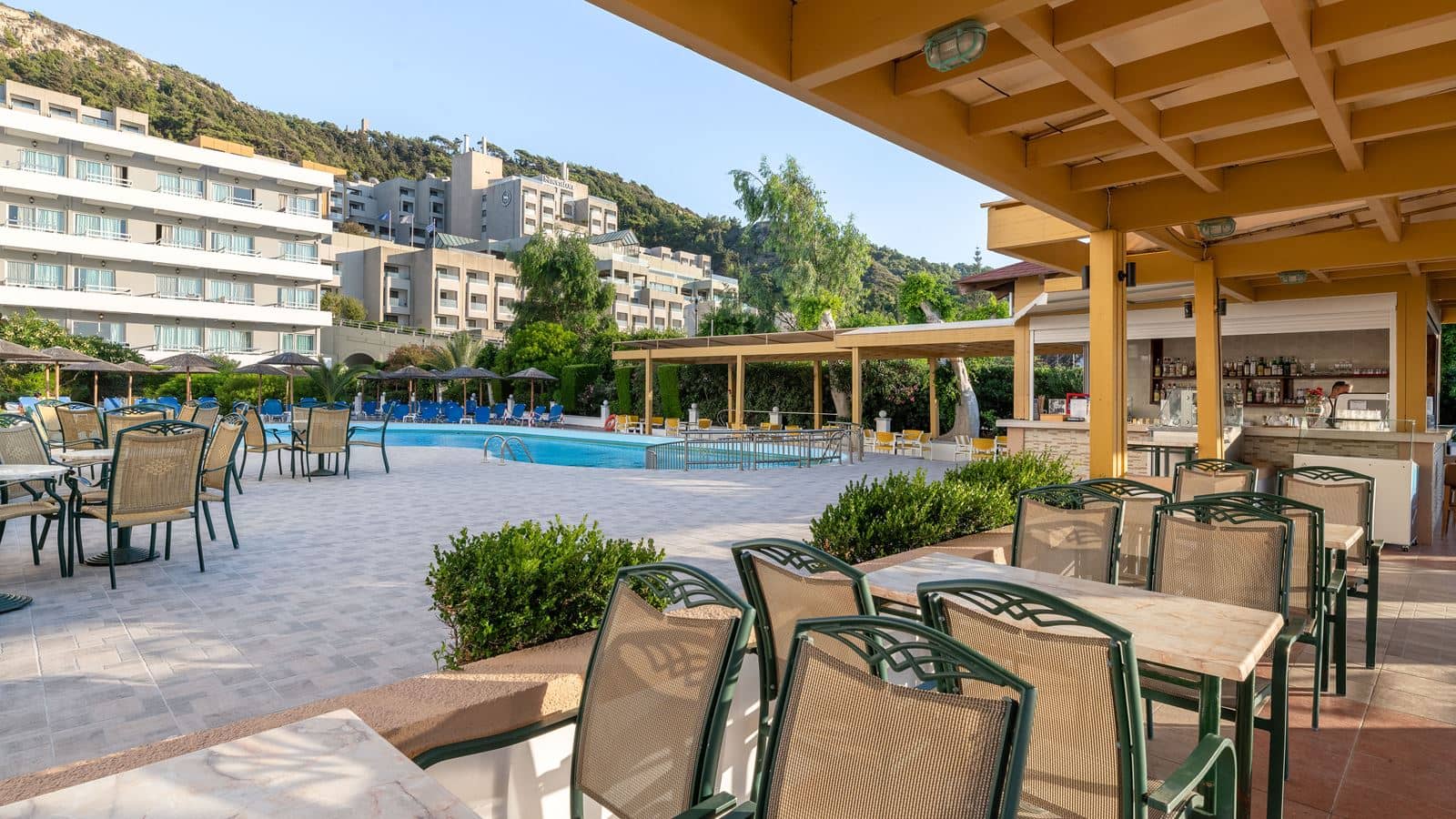 bars-pool-snack-bar