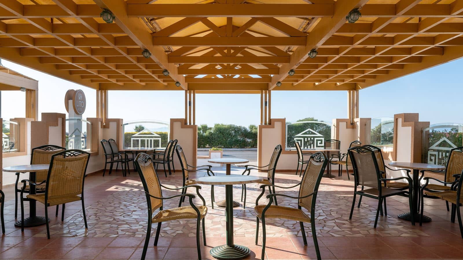 bars-pool-snack-bar