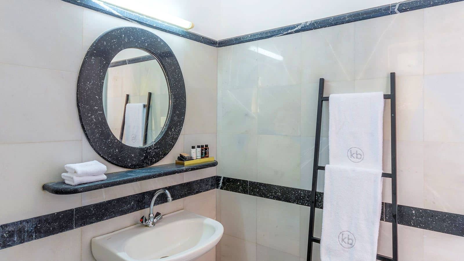 rooms-room-standard-annex-double