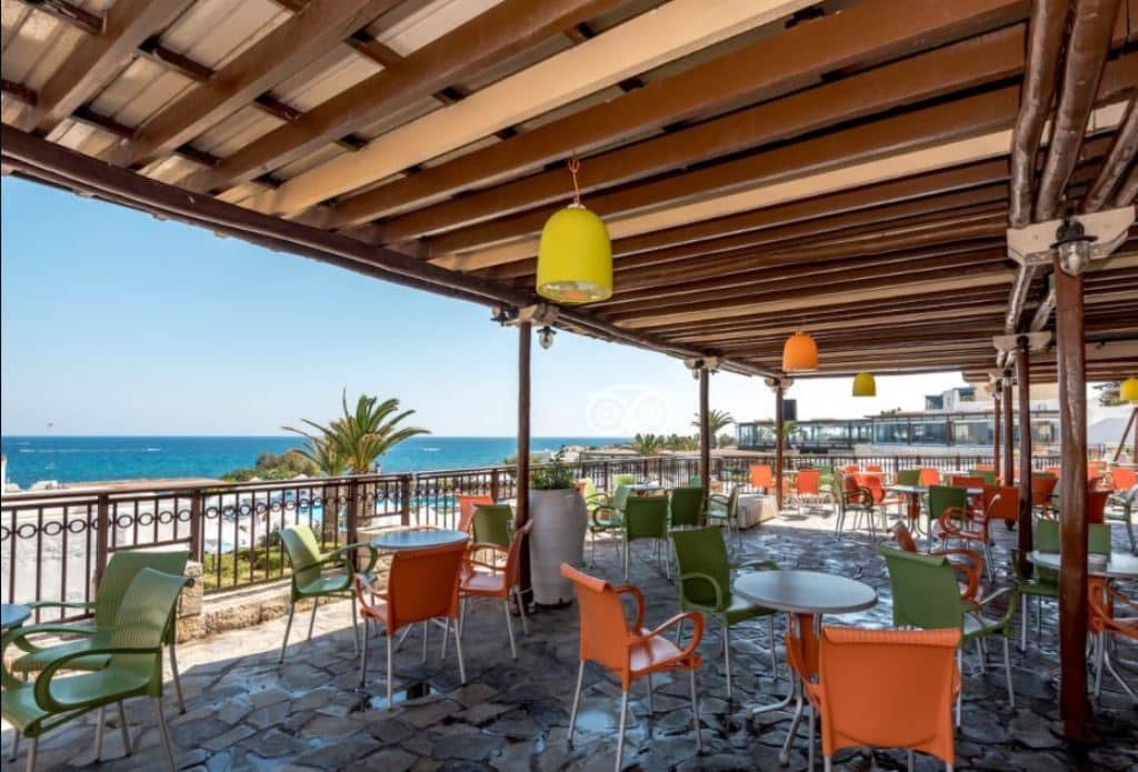 bars-main-bar-panorama