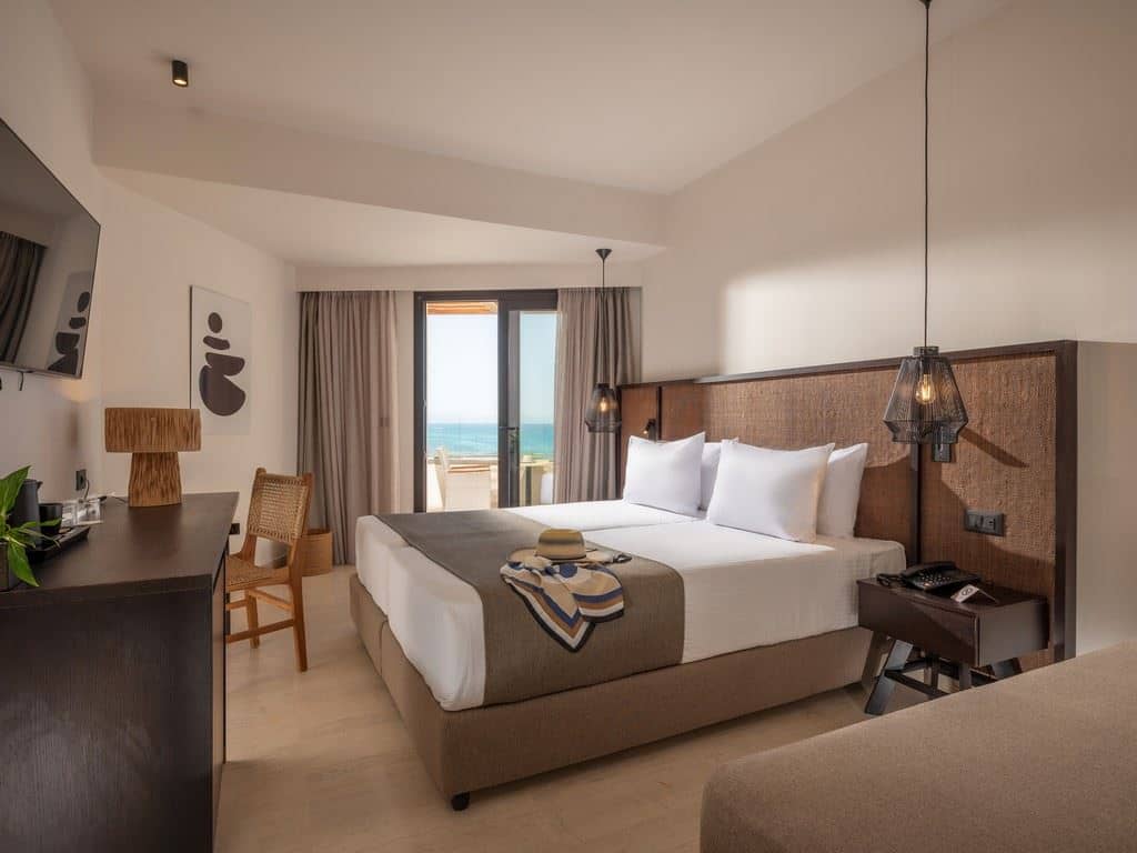 rooms-room-standard-double-sea-view