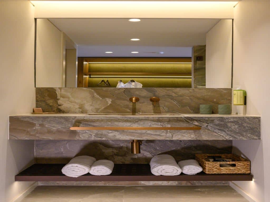 rooms-junior-suite-garden-view