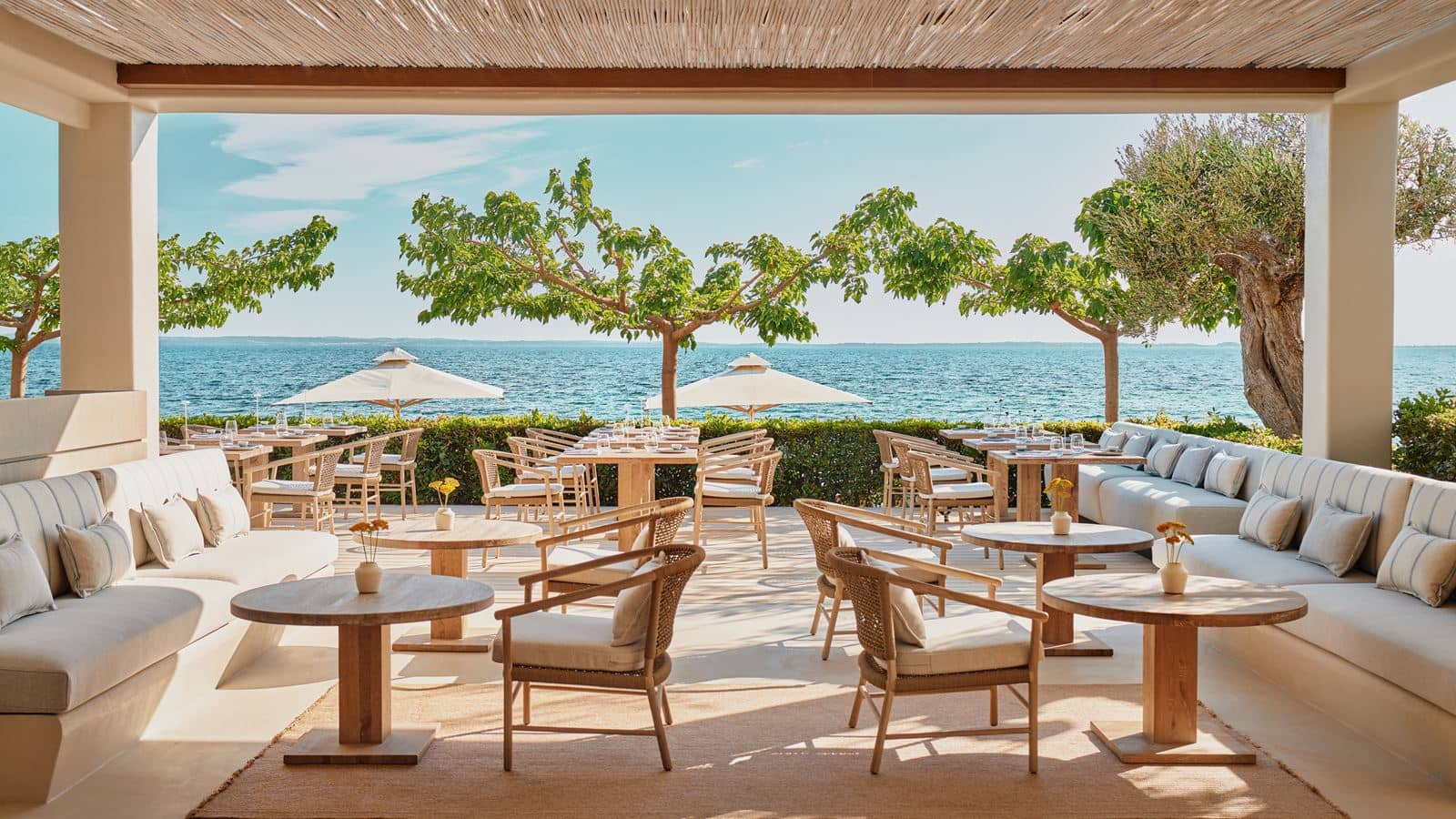restaurants-ouzo