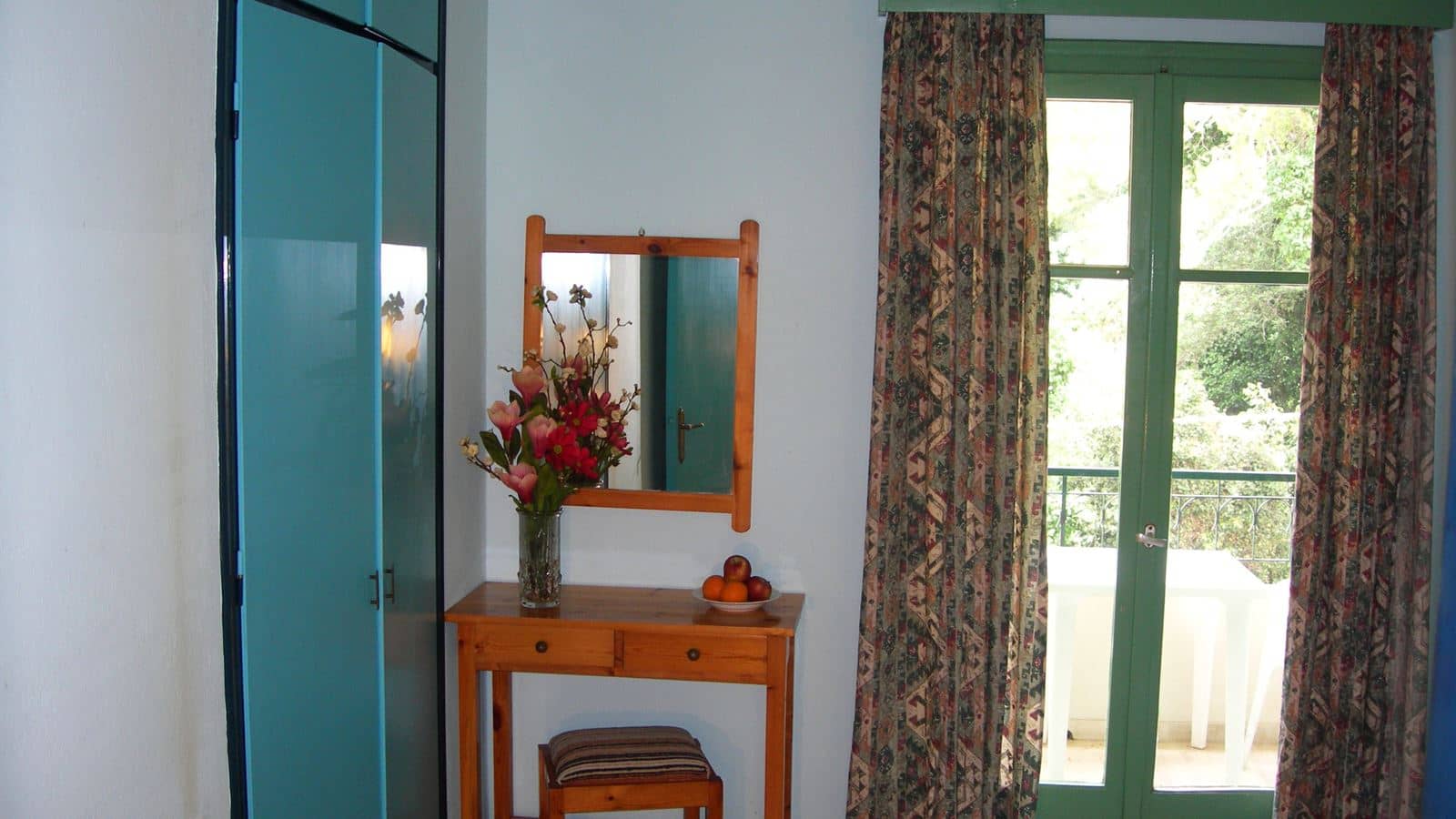 rooms-twin-or-double-room