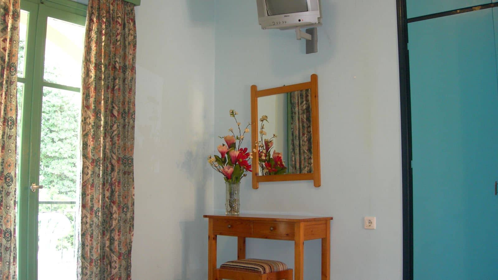 rooms-twin-or-double-room