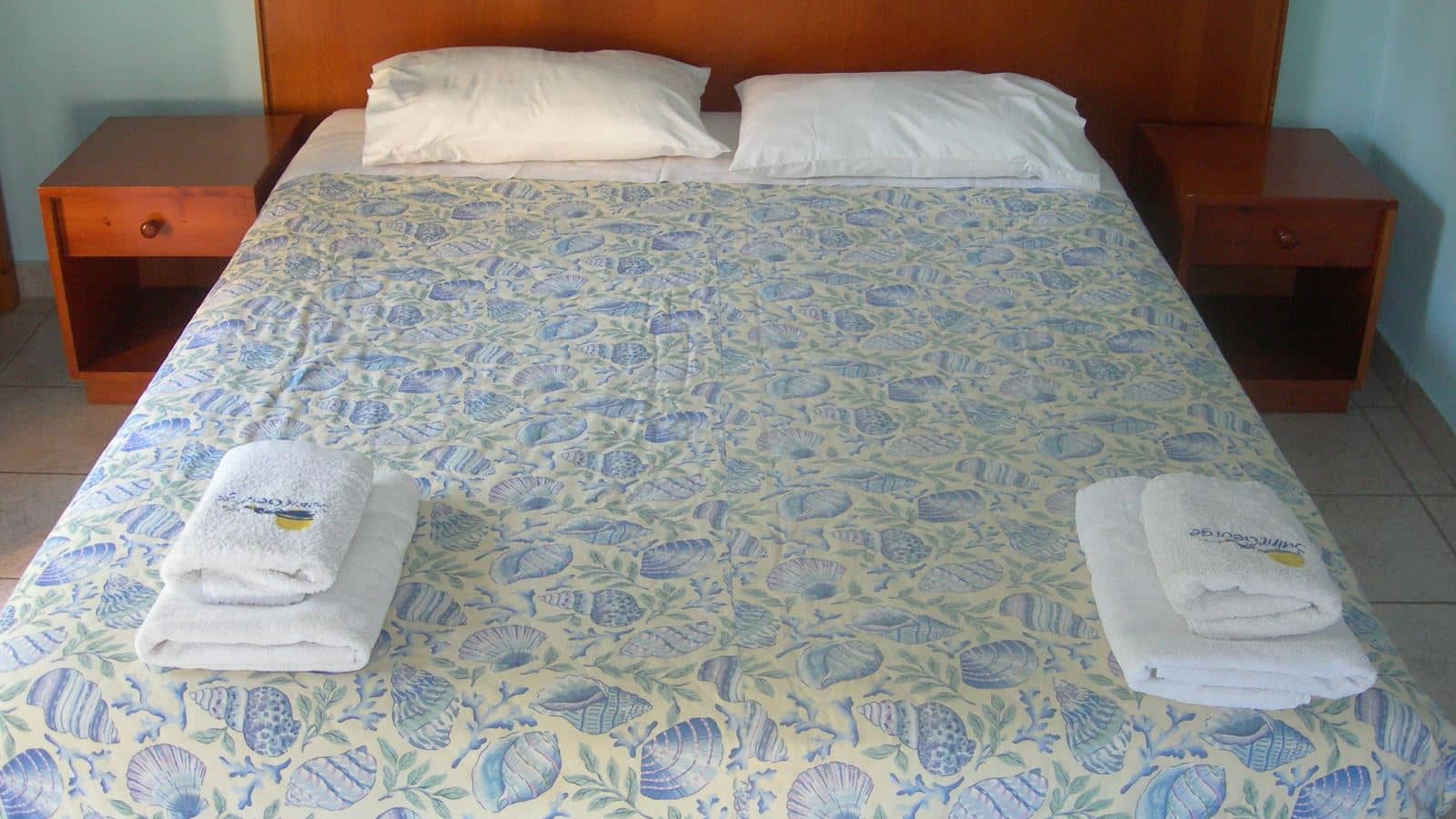 rooms-twin-or-double-room