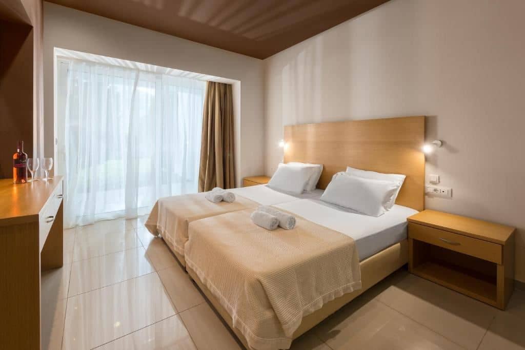 rooms-classic-double-room