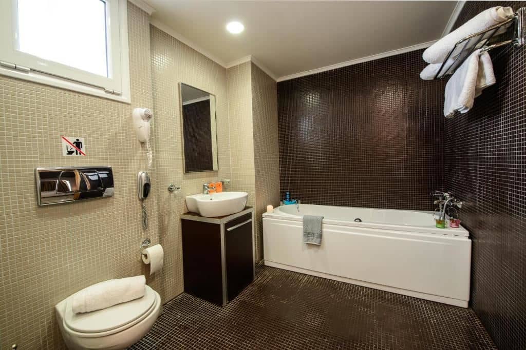 rooms-1-bedroom-suite-garden-view