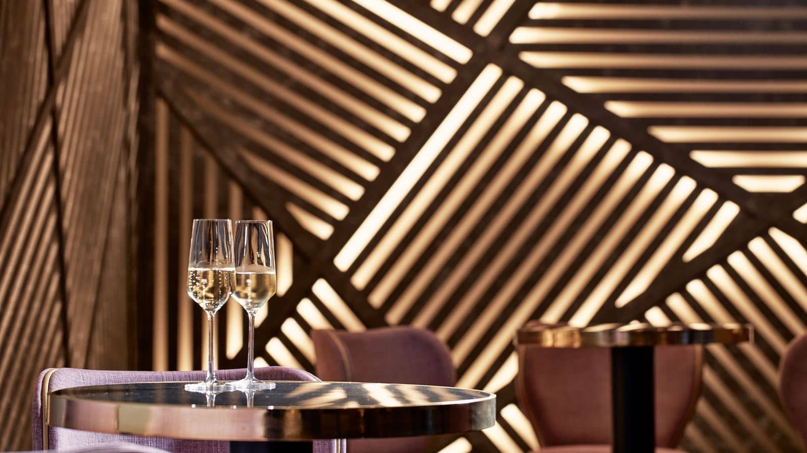 bars-wine--champagne-bar