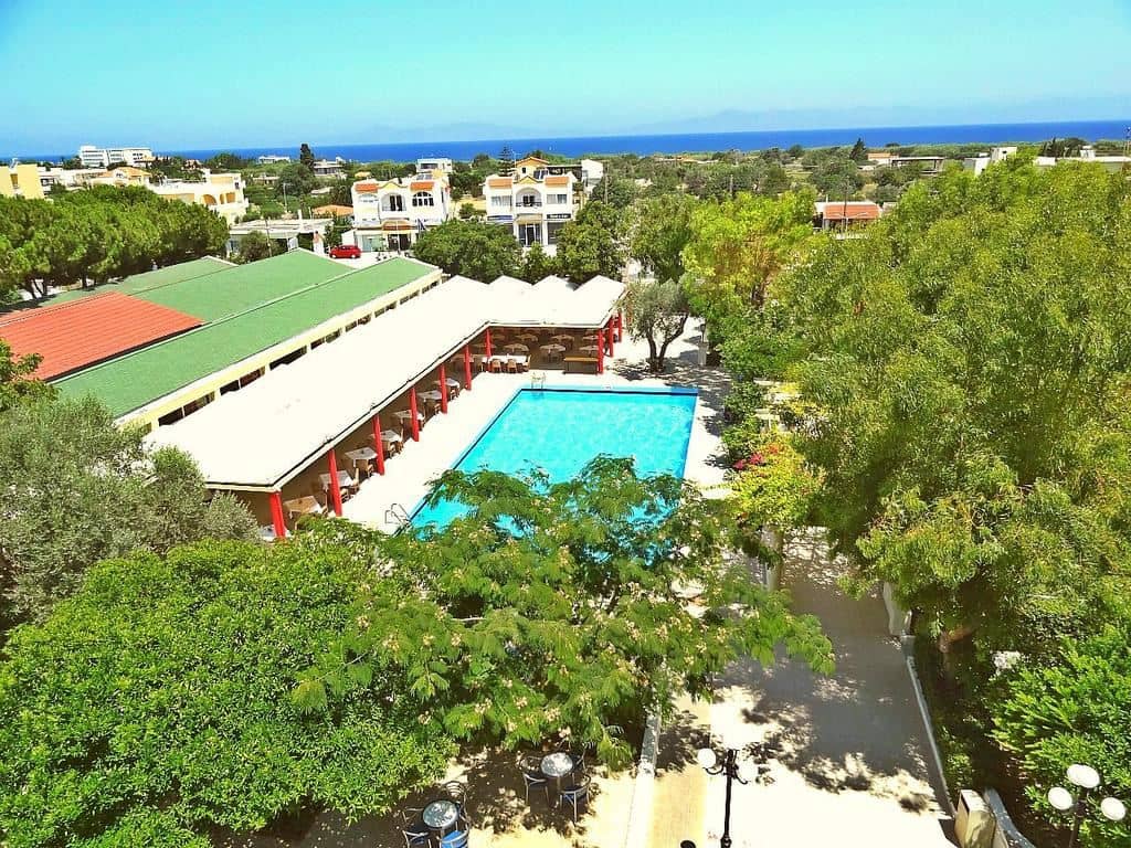 pools-outdoor-pool