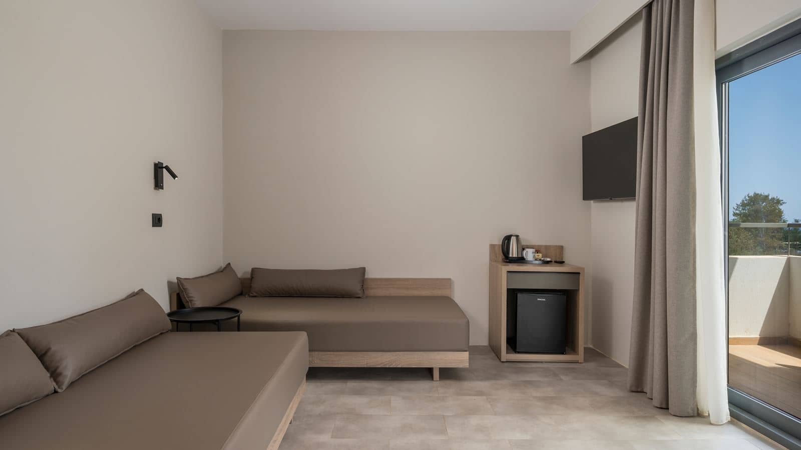 rooms-double-garden-view