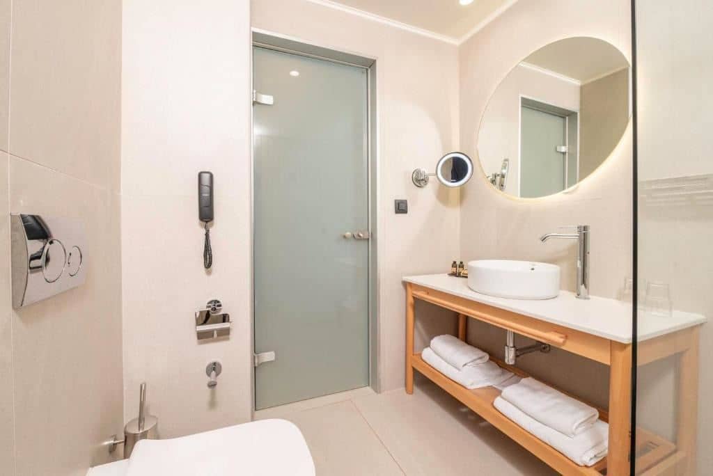 rooms-one-bedroom-suite-sea-view