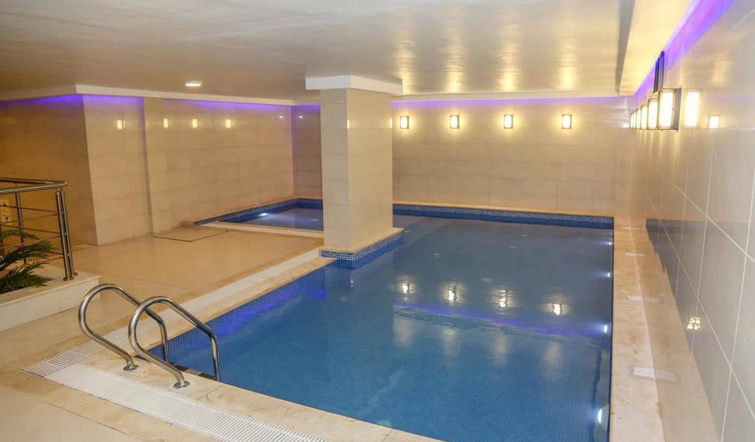 pools-indoor-pool
