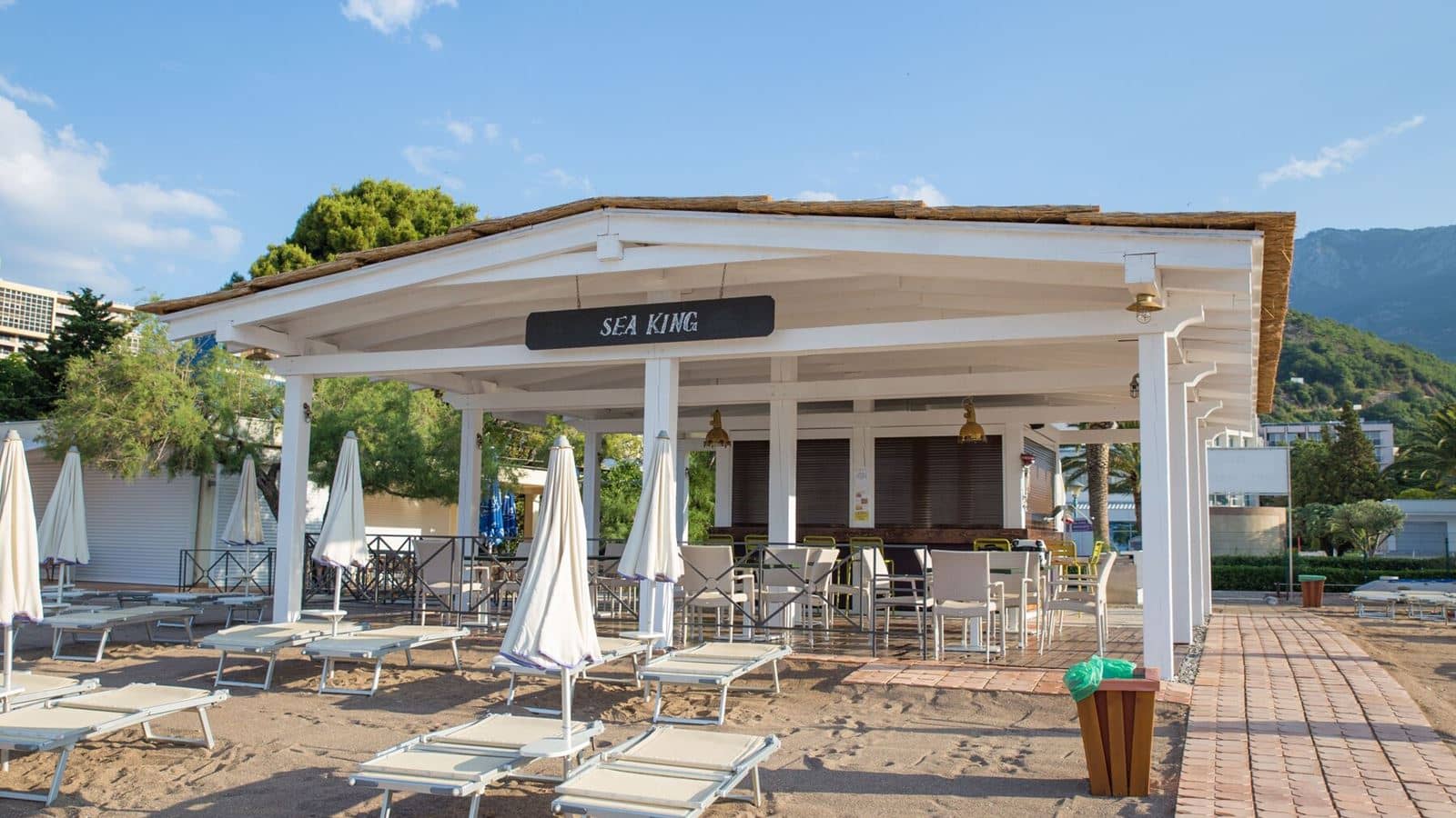 bars-beach-bar