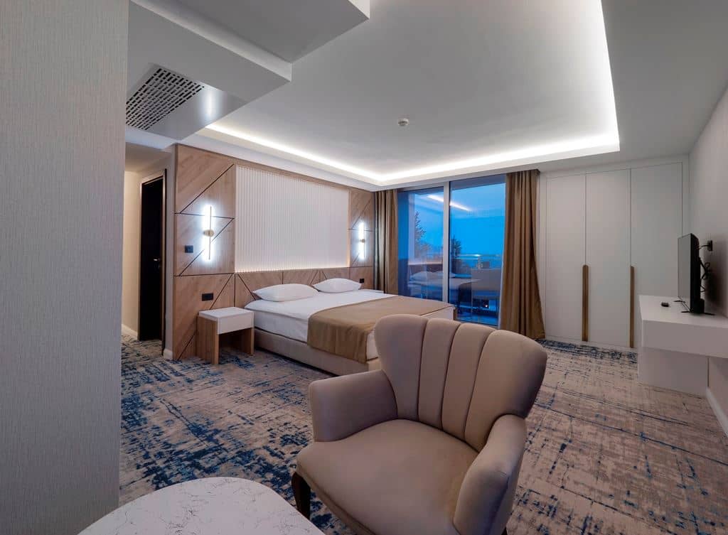 rooms-family-room-sea--view
