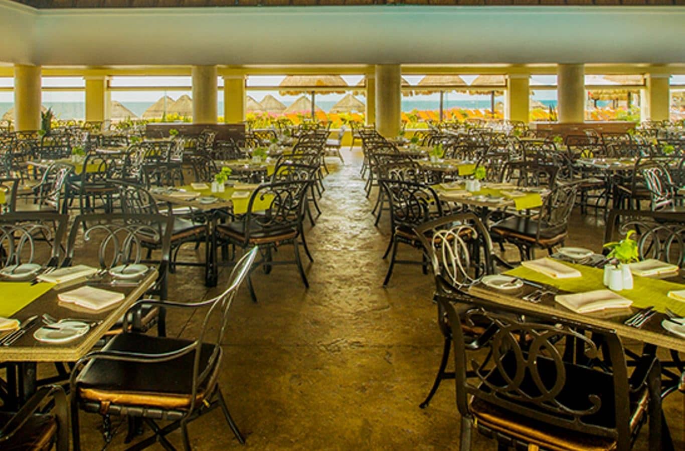 restaurants-pier-8