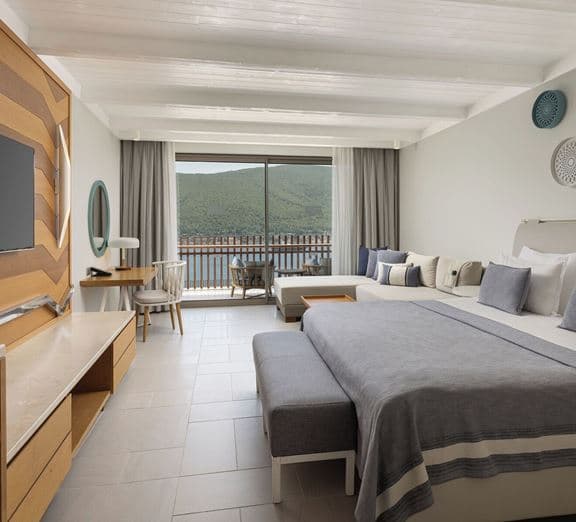 SUPERIOR ROOM SEA VIEW BALCONY OR TERRACE Kambariai