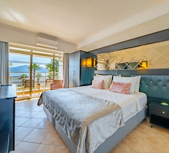Beachfront Sea View Room Kambariai