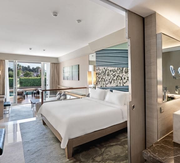 Pool Suite Ground Floor Kambariai