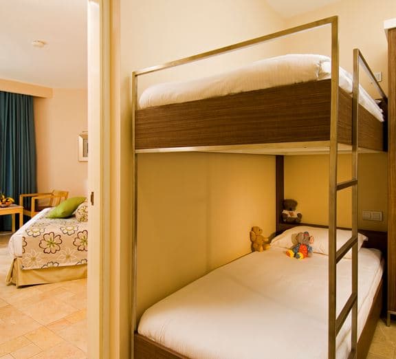 CLUB FAMILY ROOM Kambariai