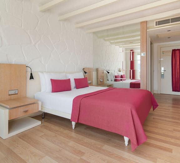 Standard Double or Twin Room Landview With Balcony Kambariai