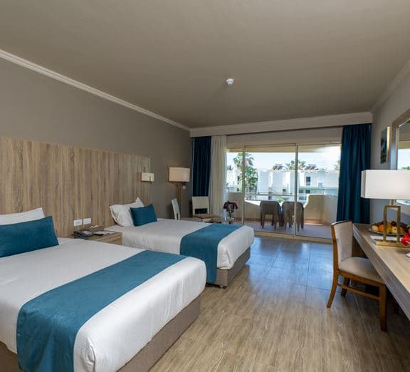 Superior Room side Sea View Kambariai