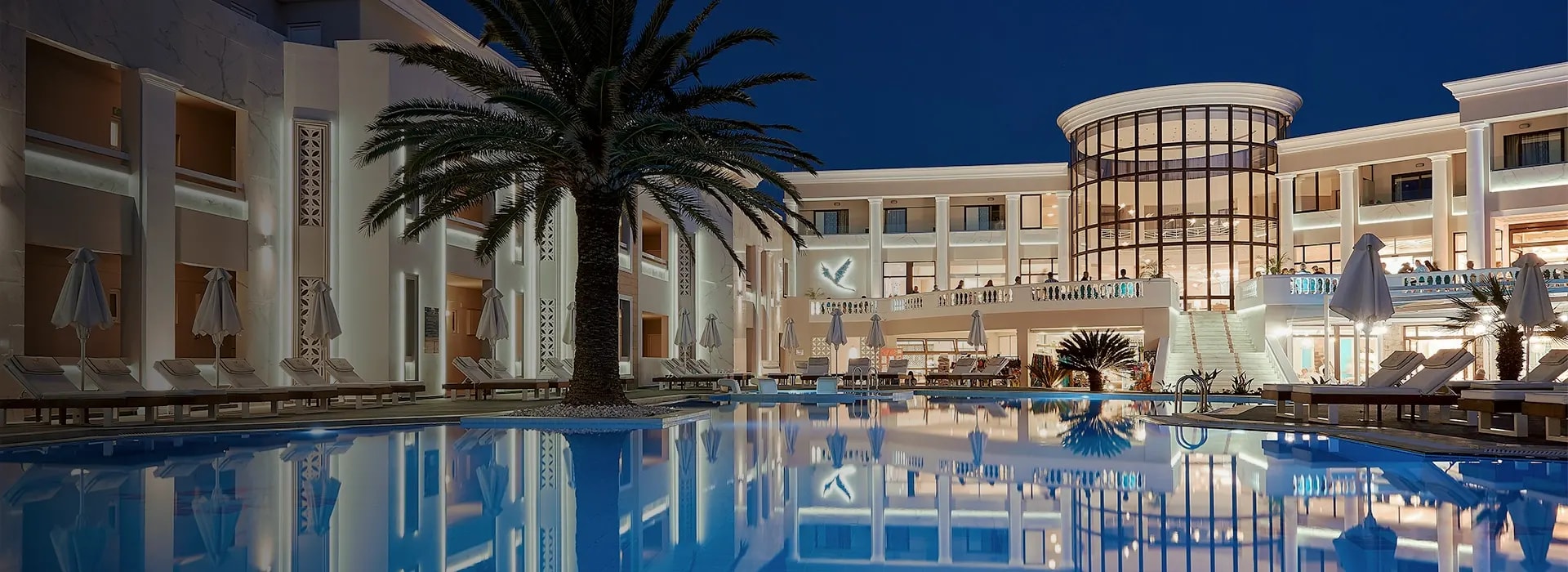 <div style="padding-left: 70px;"><img style="width: 100px; height: auto; margin: 25px 0;" src="https://b2ccdn.coraltravel.lt/content/Main Page Hotels Banners Destinations_Greece LT.svg" loading="lazy"></div>
<div style="padding-left: 70px; margin-bottom: 20px;"><img style="width: 200px; height: auto;" src="https://b2ccdn.coraltravel.lt/content/logos/hotel-logos/mythos-w200px copy.webp" loading="lazy"></div>
<div style="font-size: 28px; font-weight: 600; padding-left: 70px;">MYTHOS PALACE RESORT &amp; SPA</div>