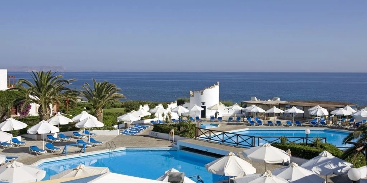 2026 Top 10 Populiariausių viešbučių Graikijoje  | Coral Travel