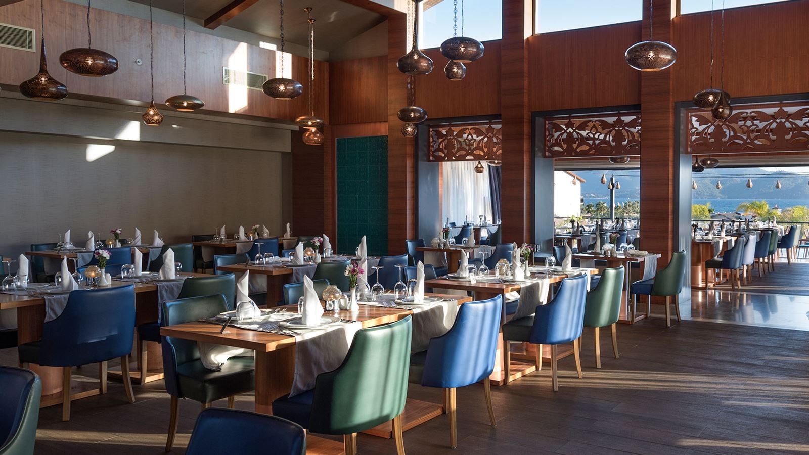 restaurants-begonvil-main-restaurant