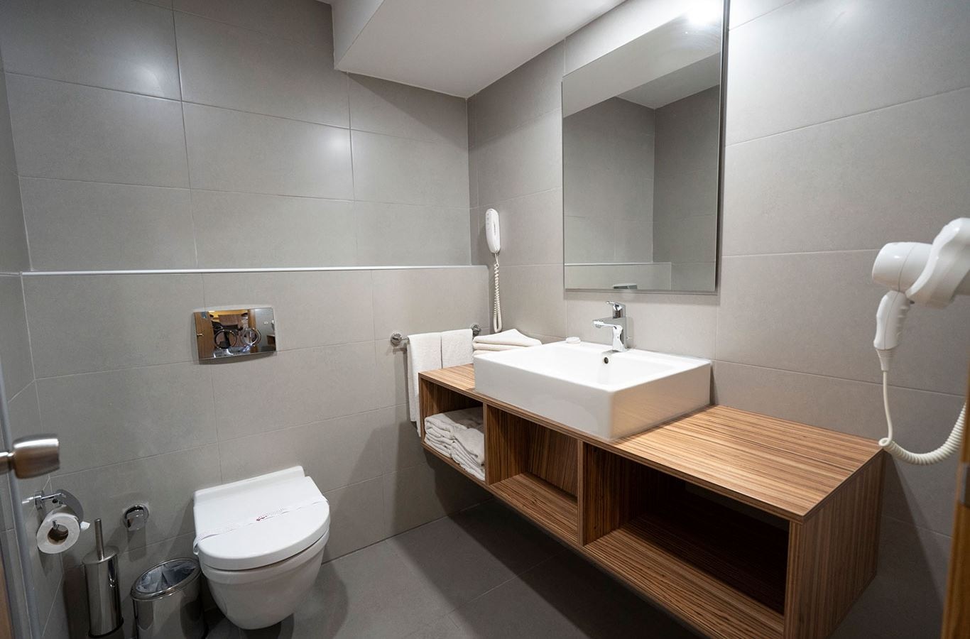 rooms-corner-suite