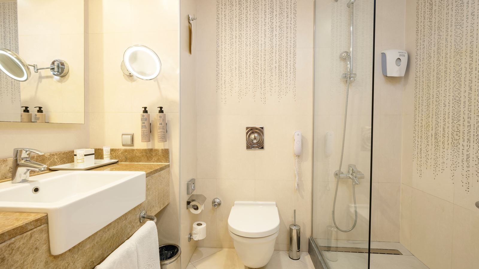 rooms-deluxe-sea-side