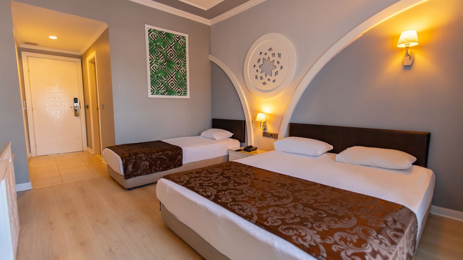 rooms-standard-room