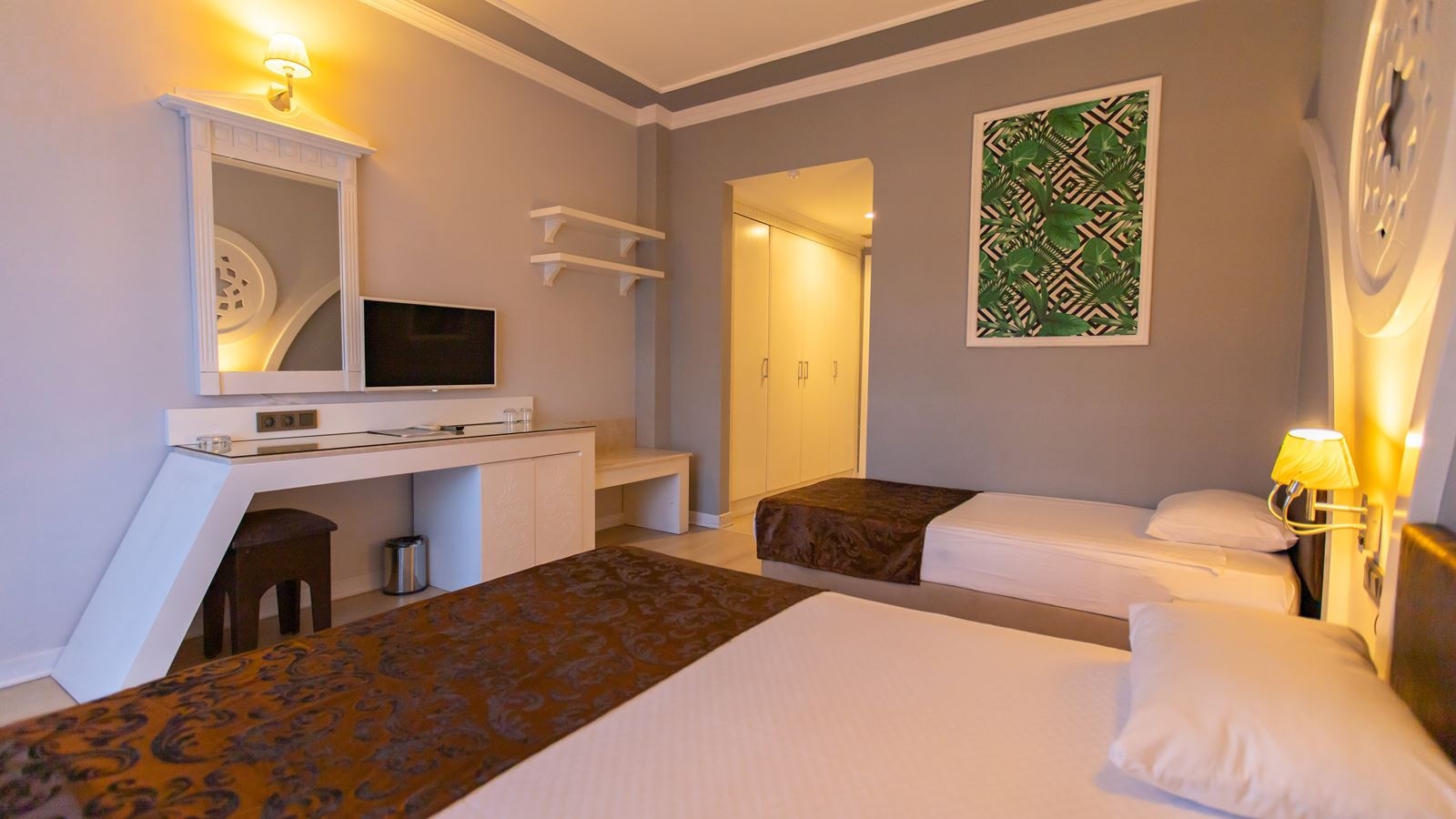 rooms-standard-room