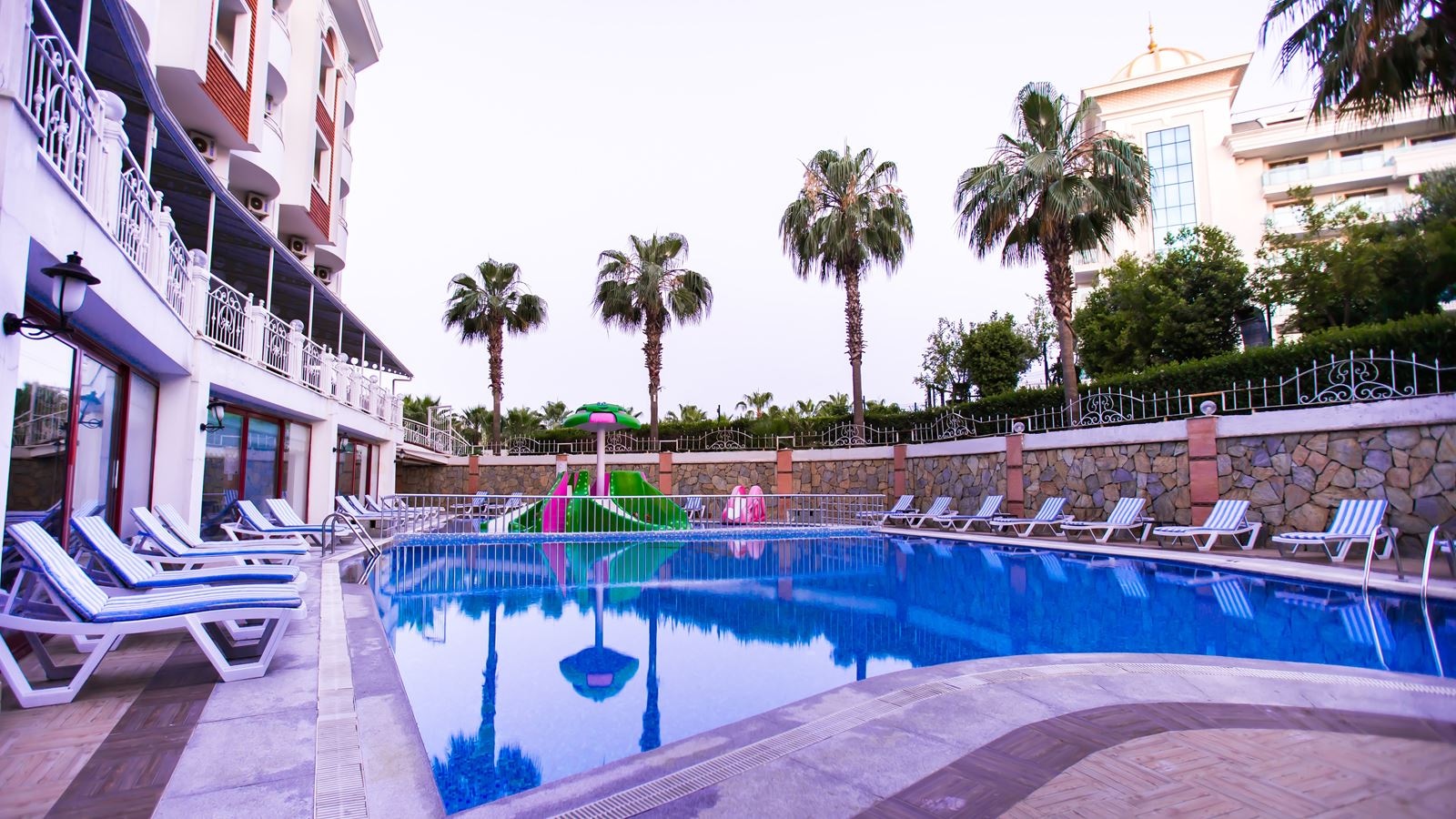 pools-outdoor-pool