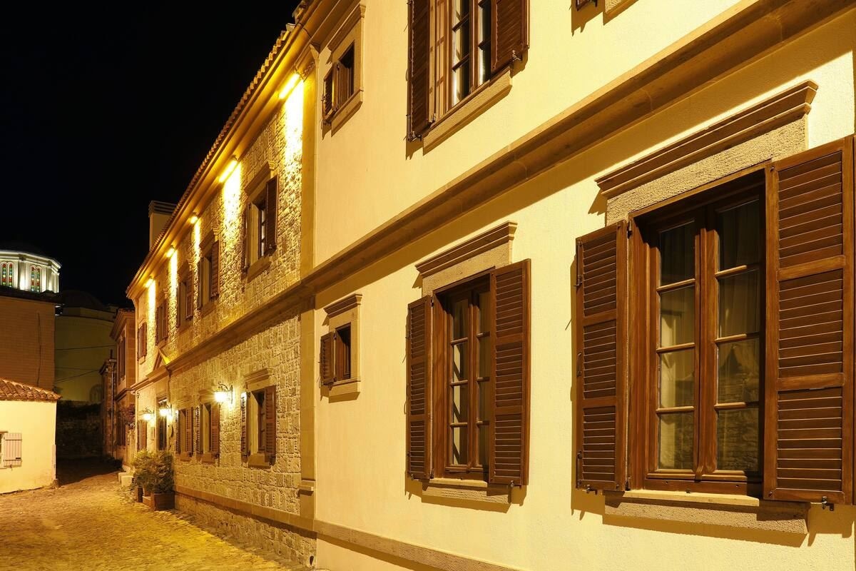 general-main-building