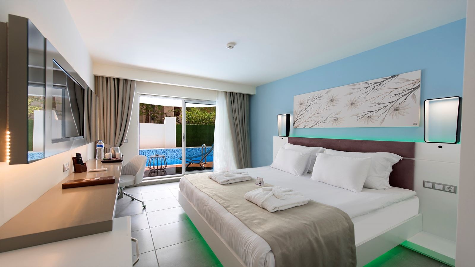 rooms-swim-up-room