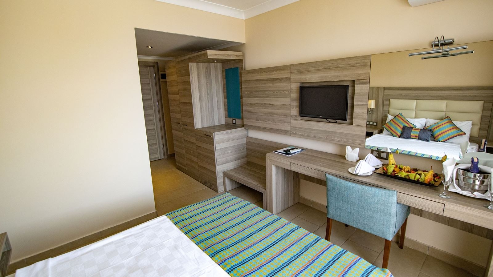 rooms-standard-room