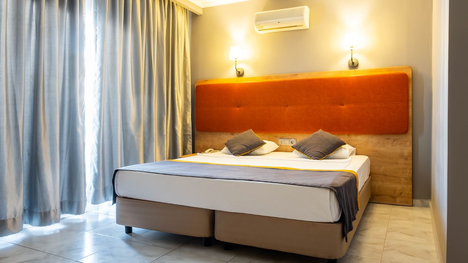 rooms-economy-room
