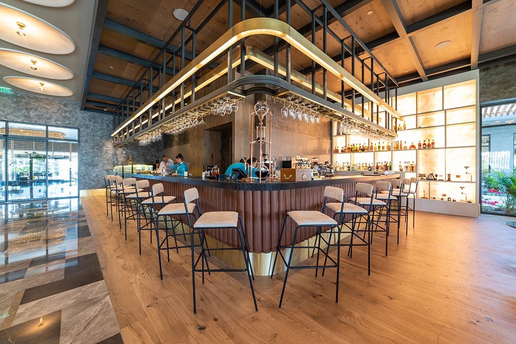 bars-executive-lobby-lounge