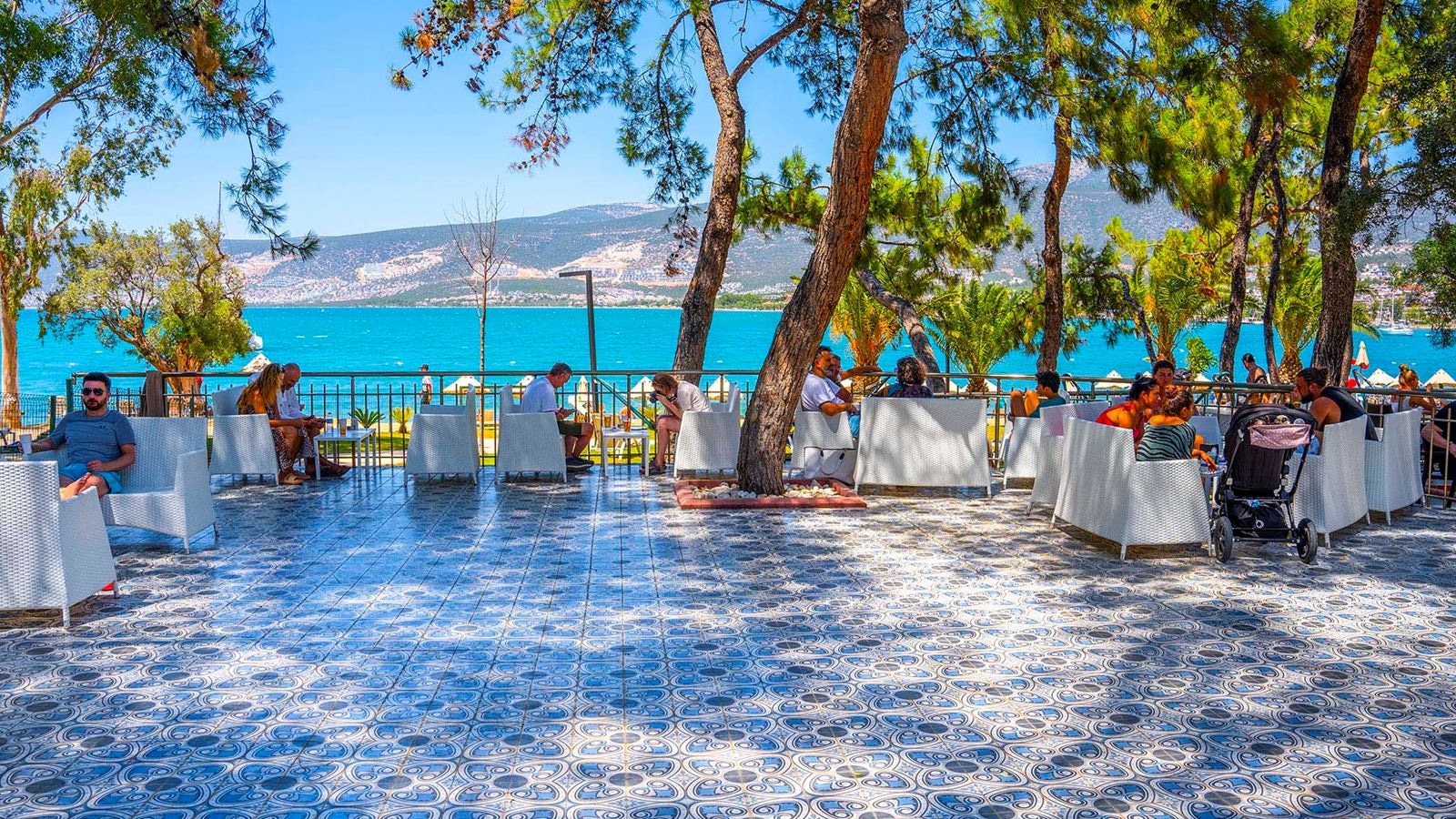 restaurants-restaurants